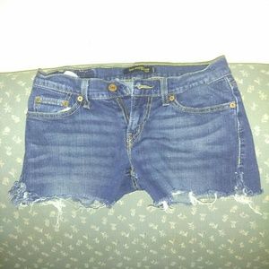 Levi shorts